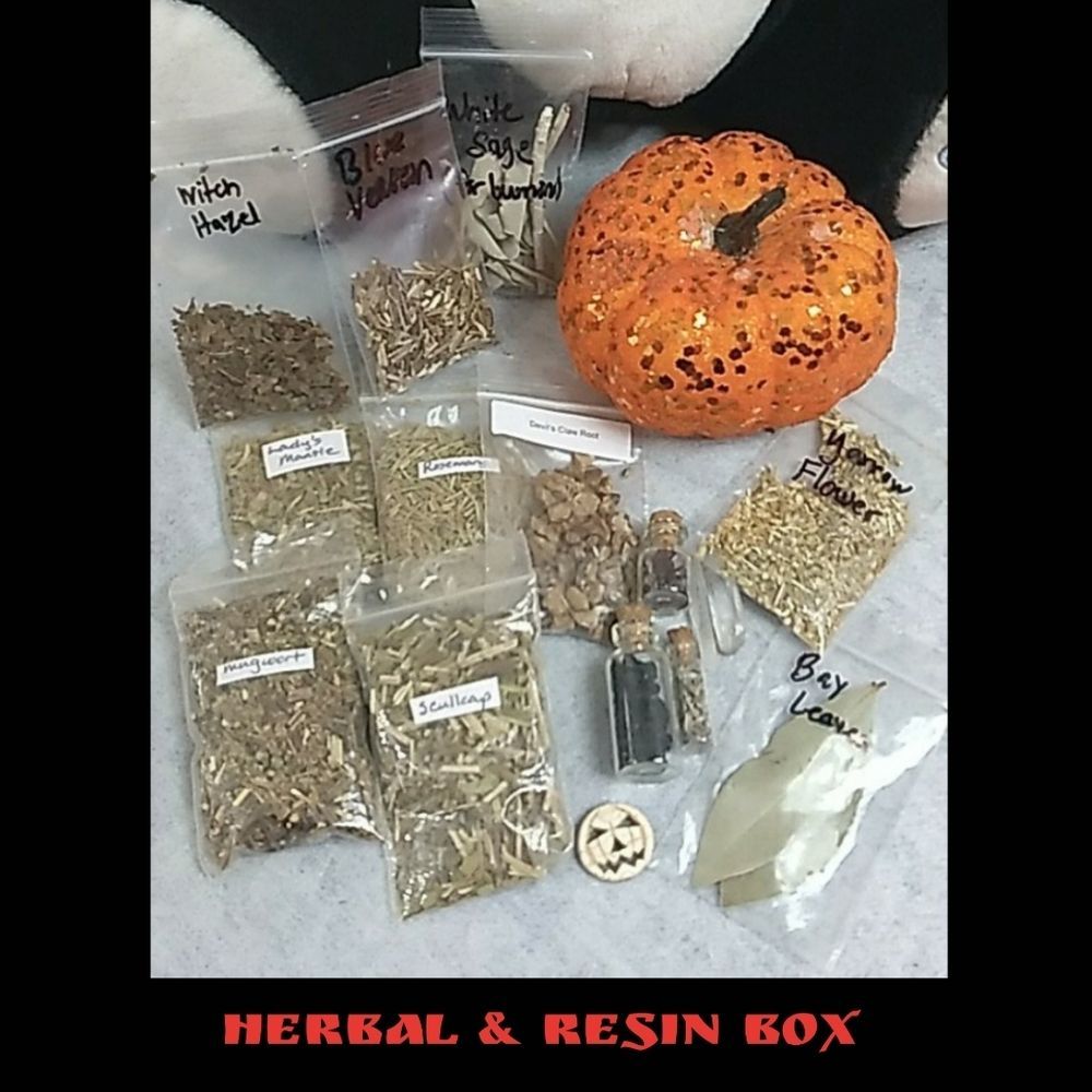 Mystery Herbal resin wicca box 8 items + crystals